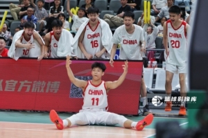 火爆骑士vs活塞